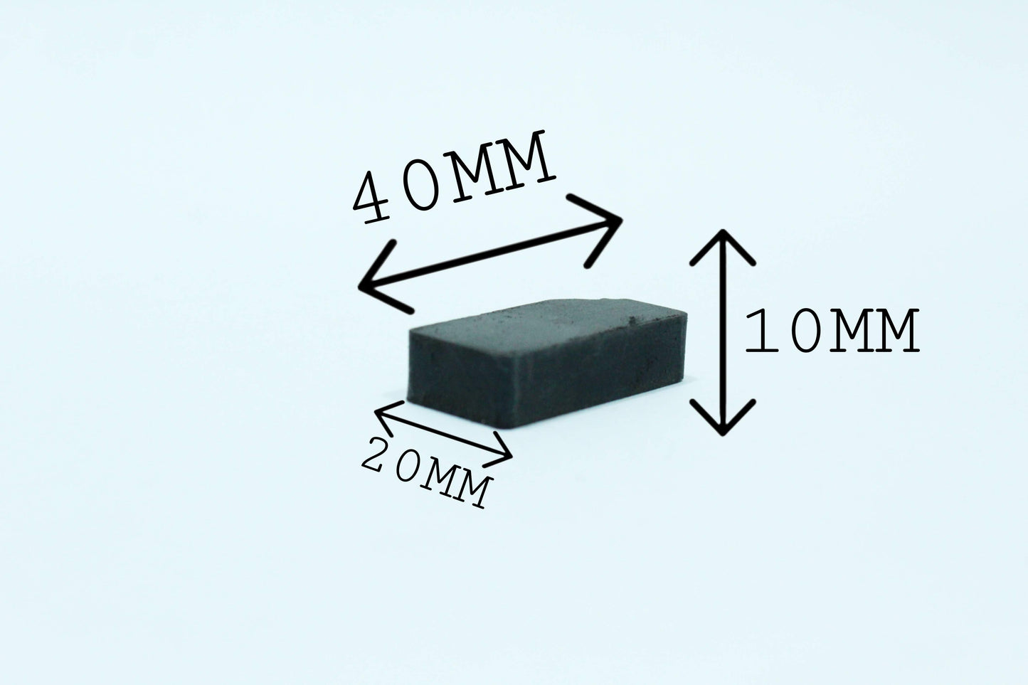 40 mm L x 20 mm B x 10 mm H Ferrite Magnet